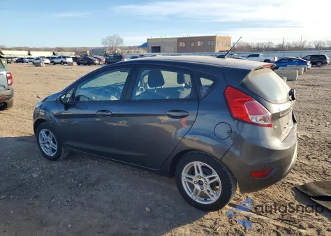 2018 Ford Fiesta Se z USA, uszkodzony, nr VIN 3FADP4EJ9JM127744